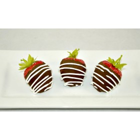 Chocolate Strawberries (set of 6) dark chocolate w/white drizzle